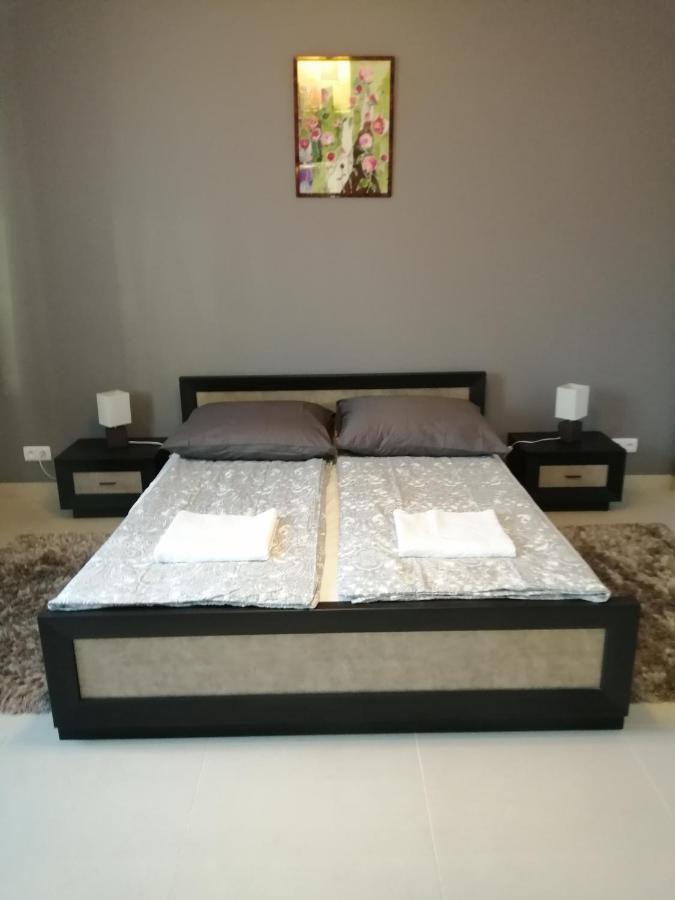 Apartament Rownica أوسترون المظهر الخارجي الصورة